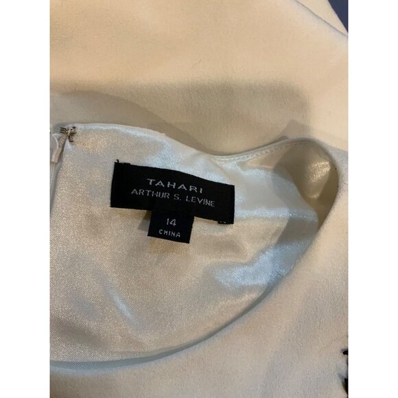 Tahari Arthur S. Levine White W/ Black Floral Applique Dress, Size 14, NWT! - Picture 6 of 6